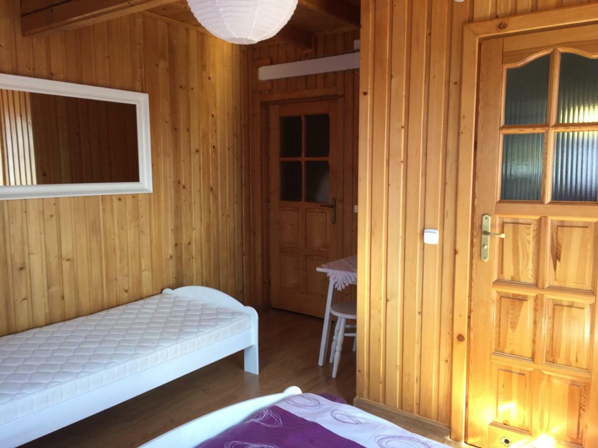 Pokoje U Eli Apartment Brzegi  Ngoại thất bức ảnh
