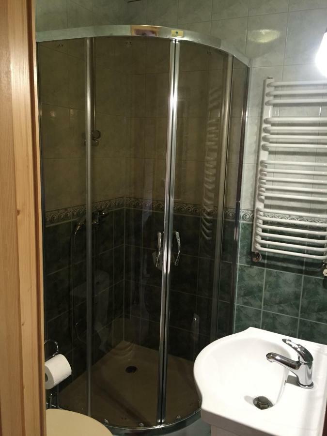 Pokoje U Eli Apartment Brzegi  Ngoại thất bức ảnh