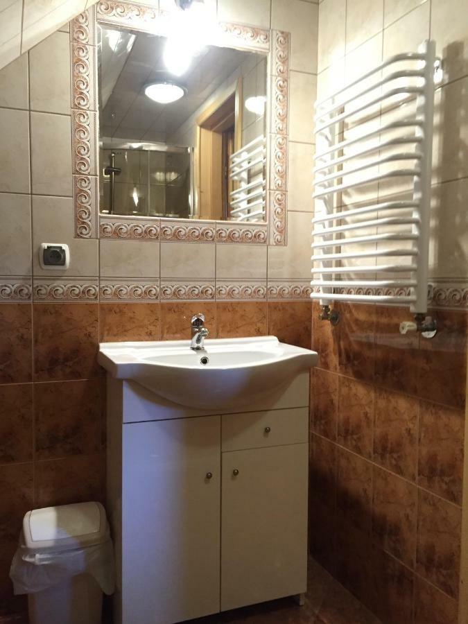 Pokoje U Eli Apartment Brzegi  Ngoại thất bức ảnh