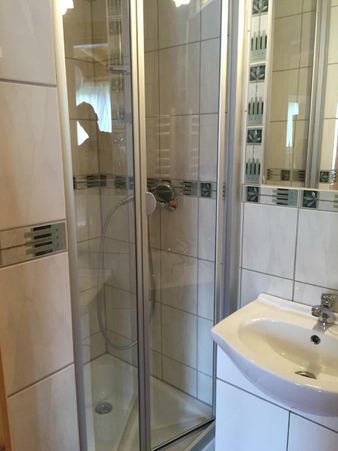 Pokoje U Eli Apartment Brzegi  Ngoại thất bức ảnh