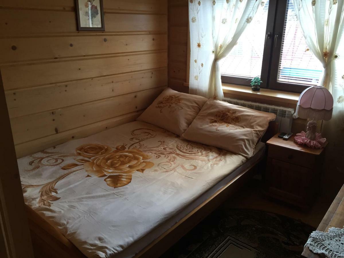 Pokoje U Eli Apartment Brzegi  Ngoại thất bức ảnh
